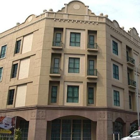 Hotel Seri Costa Malacca Esterno foto