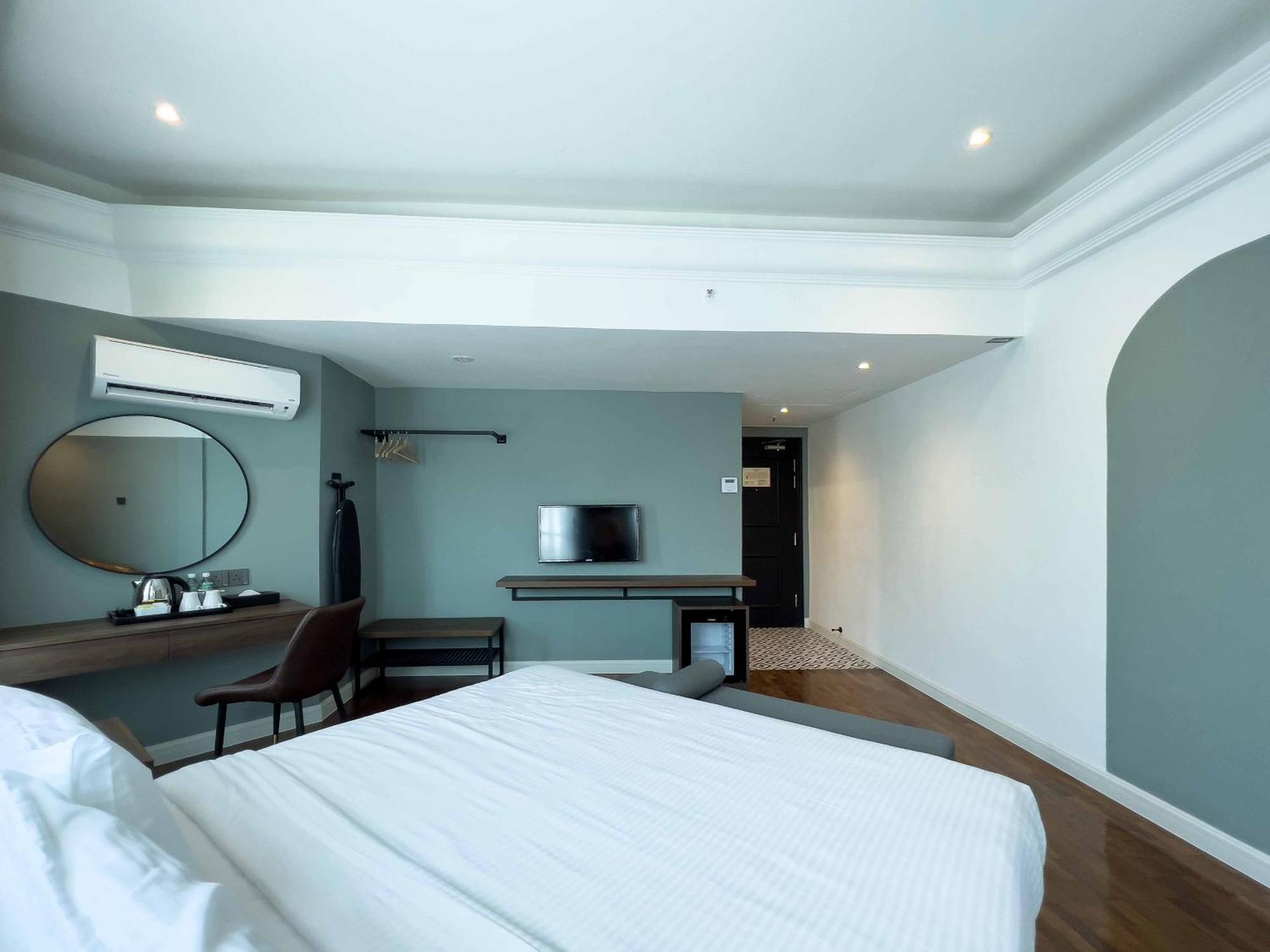 Hotel Seri Costa Malacca Esterno foto