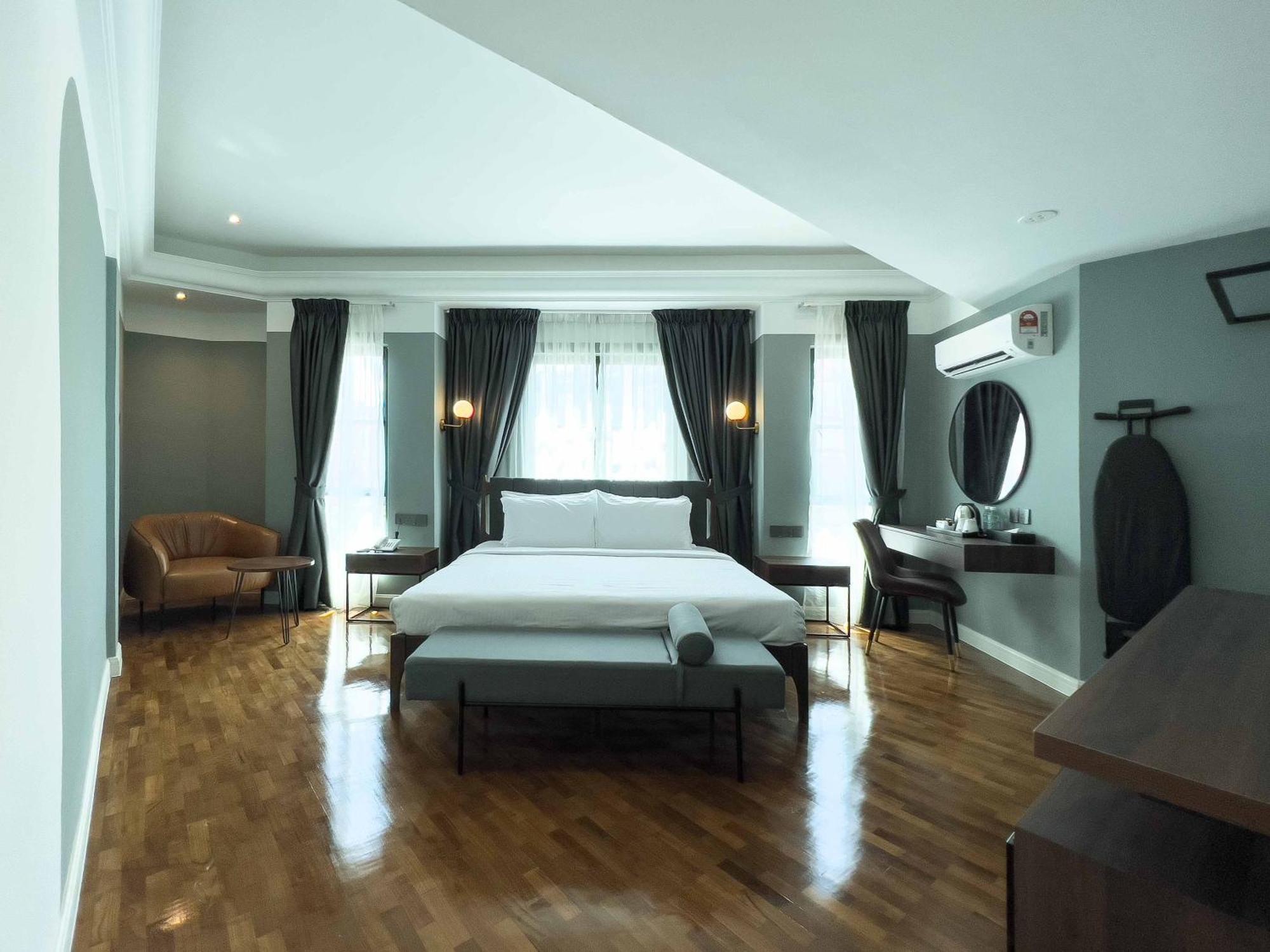 Hotel Seri Costa Malacca Esterno foto