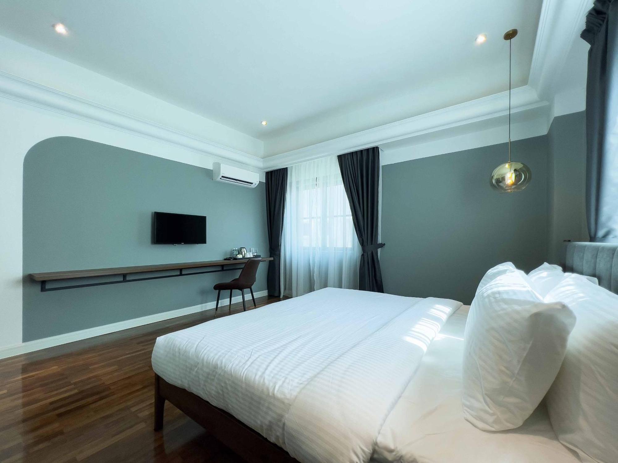 Hotel Seri Costa Malacca Esterno foto
