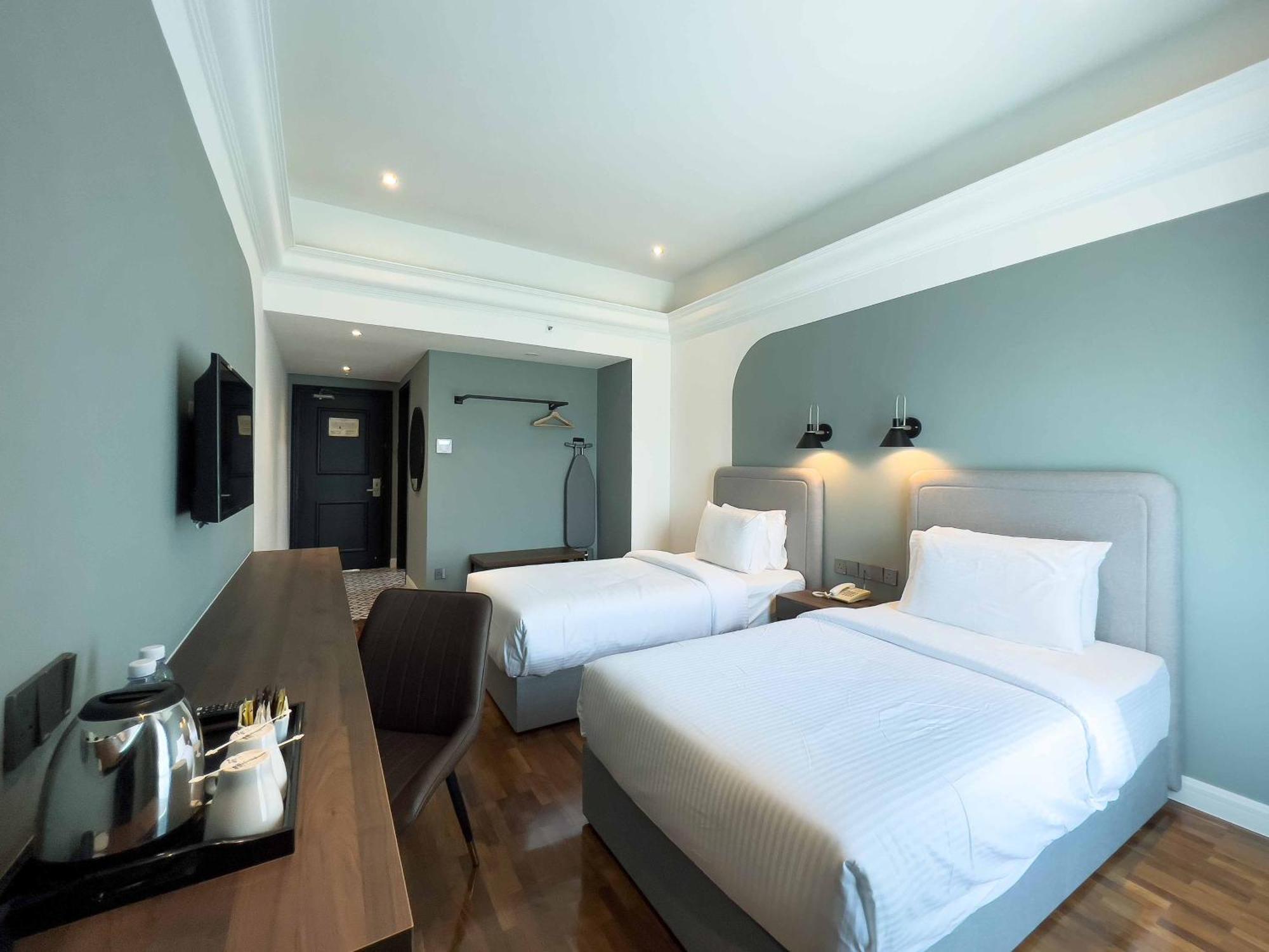 Hotel Seri Costa Malacca Esterno foto